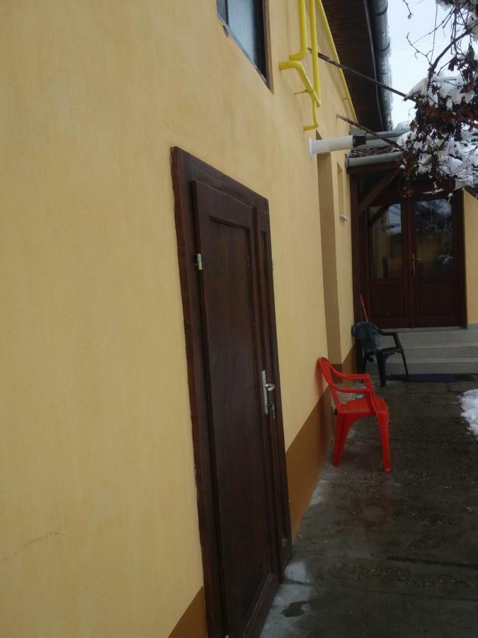 Villa Hársfák Mezokovacshaza Exterior foto